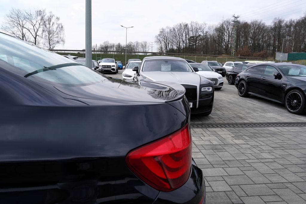 2011 BMW 5-SERIES - 15