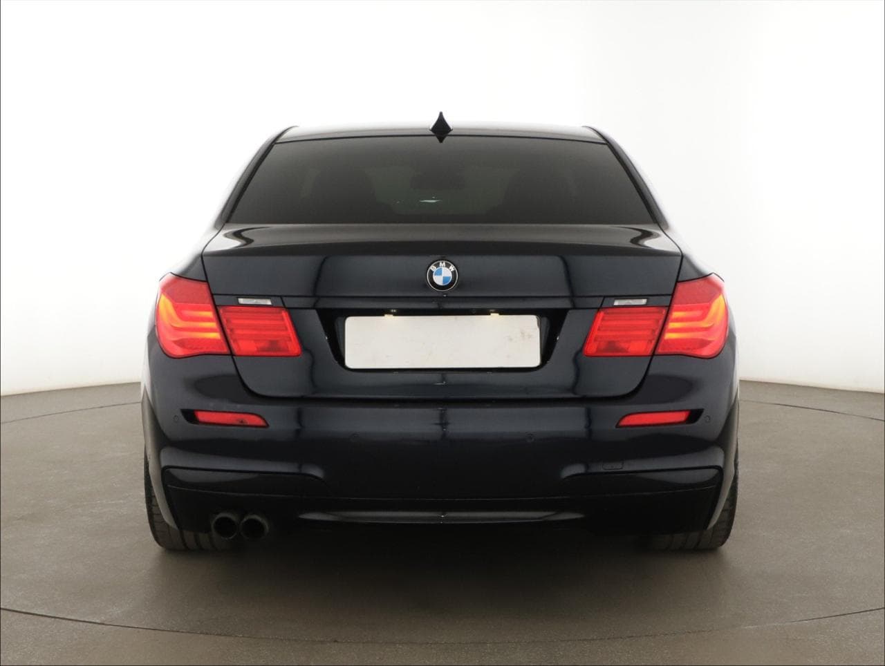 2011 BMW 7-Series - 6