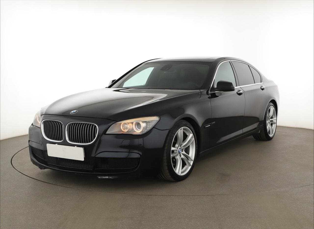 2011 BMW 7-Series - 3