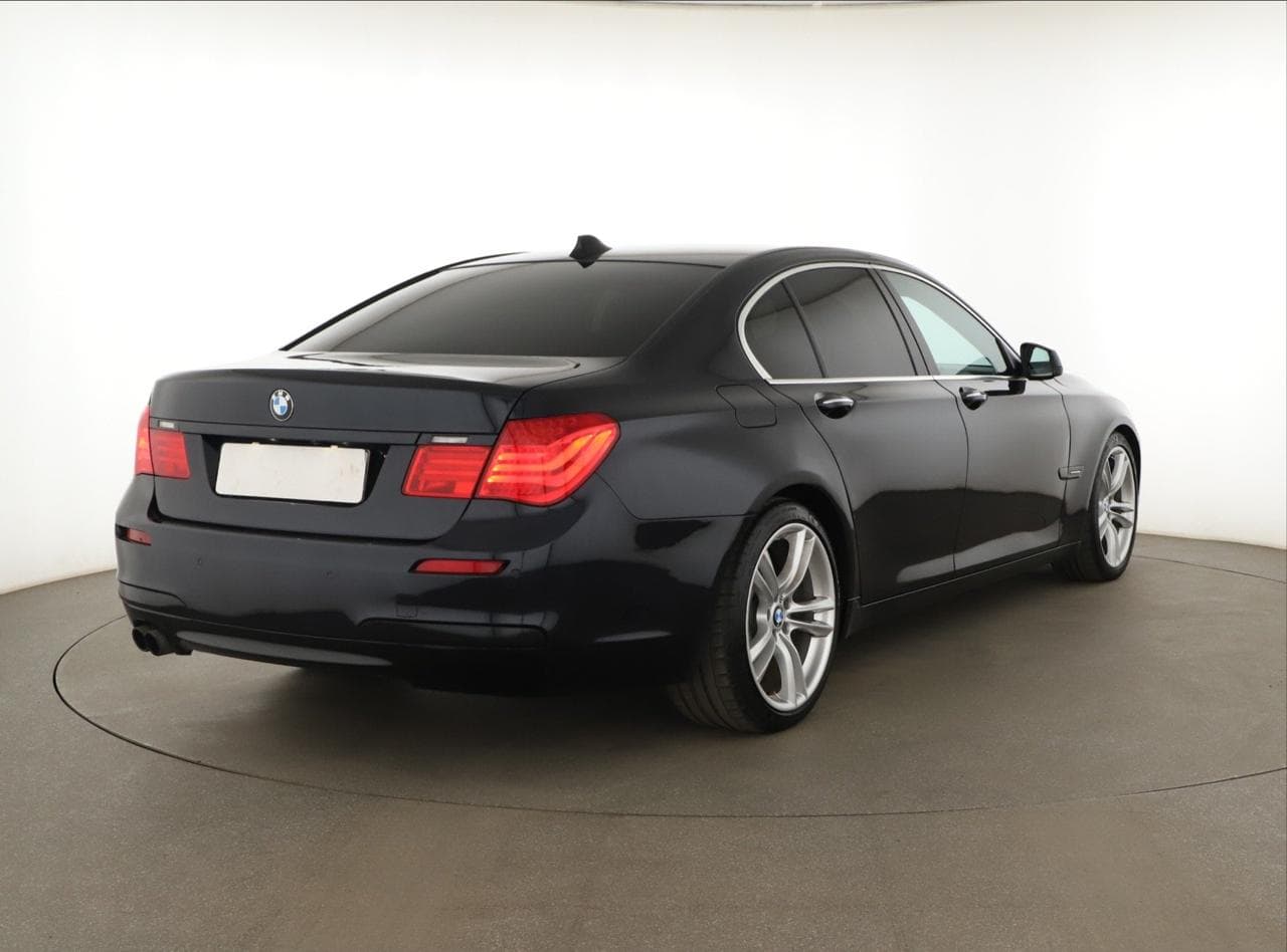 2011 BMW 7-Series - 7