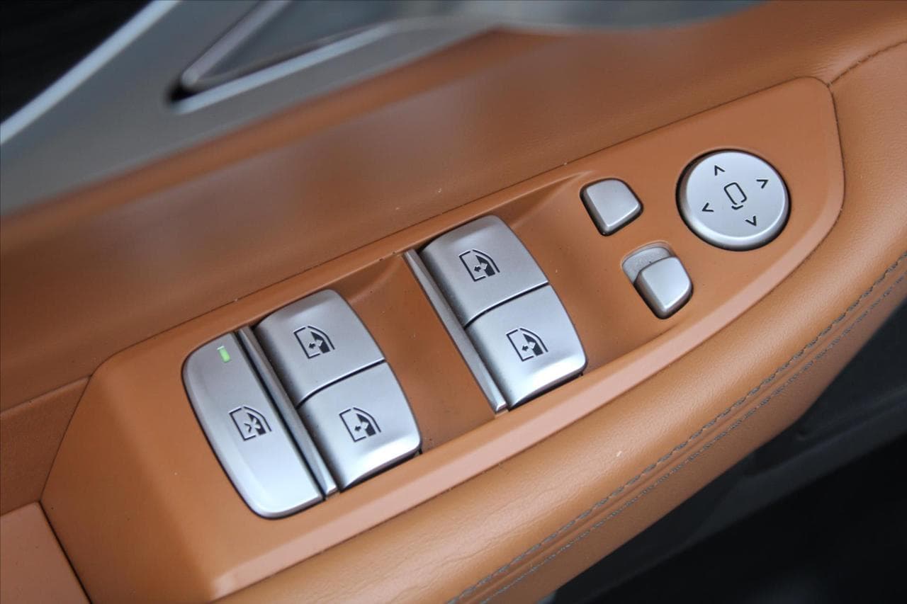 2018 BMW 7-SERIES - 15
