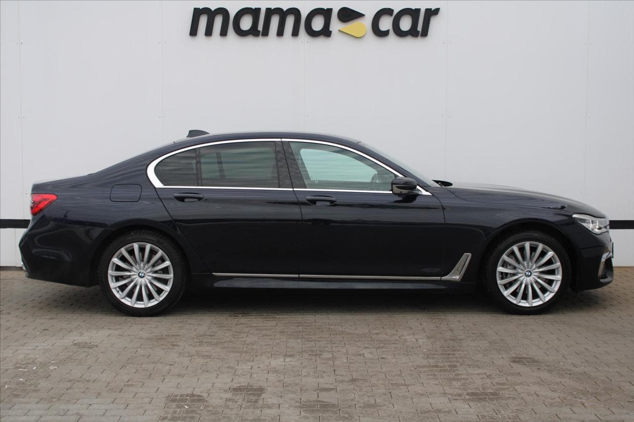 2018 BMW 7-SERIES - 8