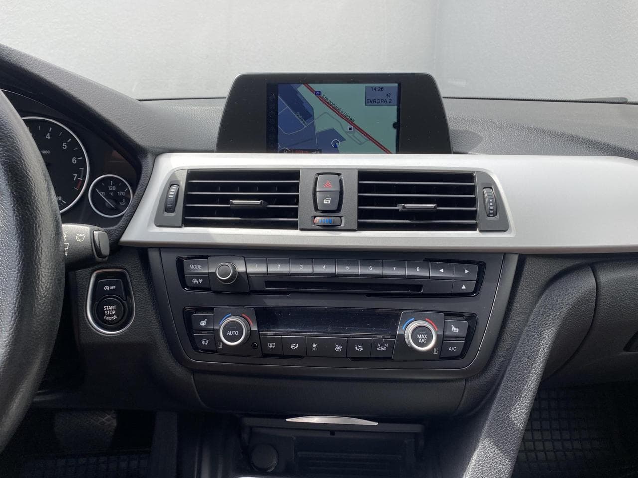 2013 BMW 3-SERIES - 12
