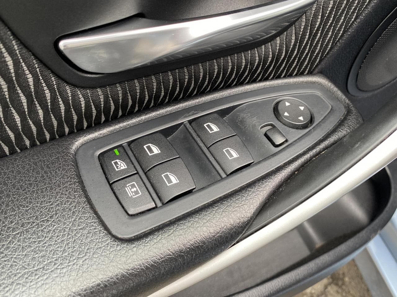 2012 BMW 3-SERIES - 14