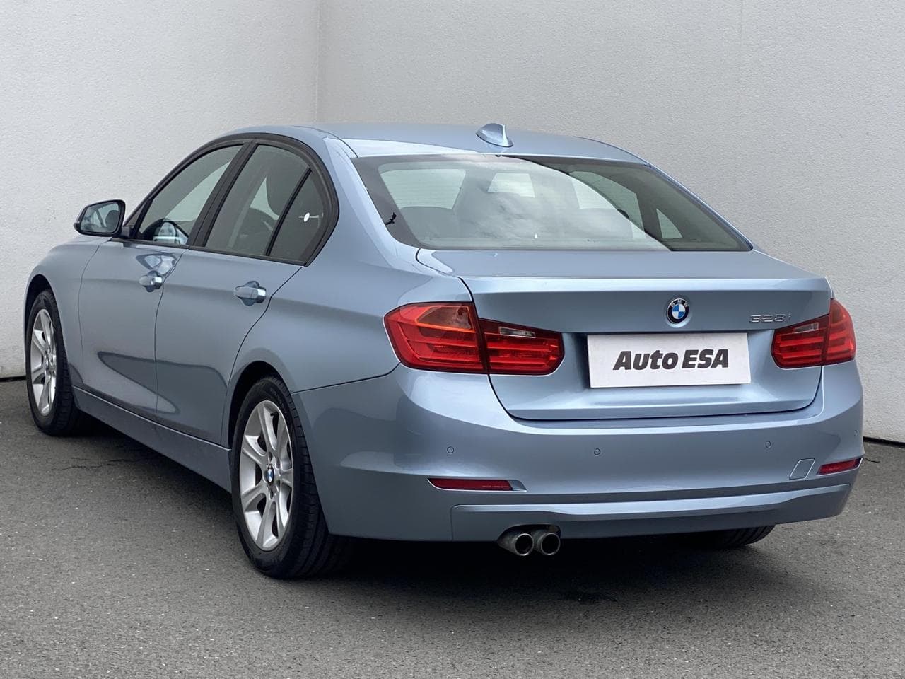 2012 BMW 3-SERIES - 6