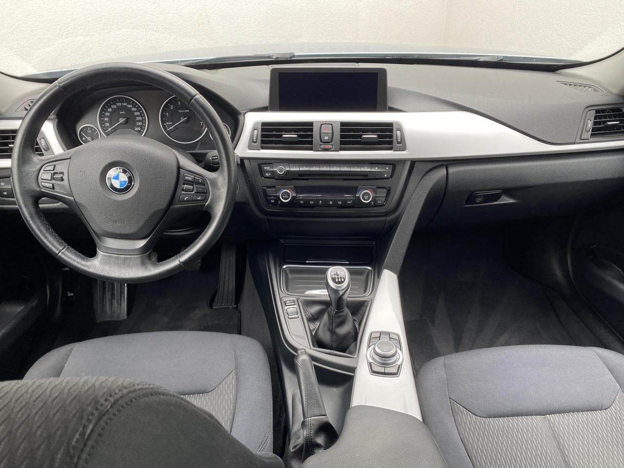 2012 BMW 3-SERIES - 8