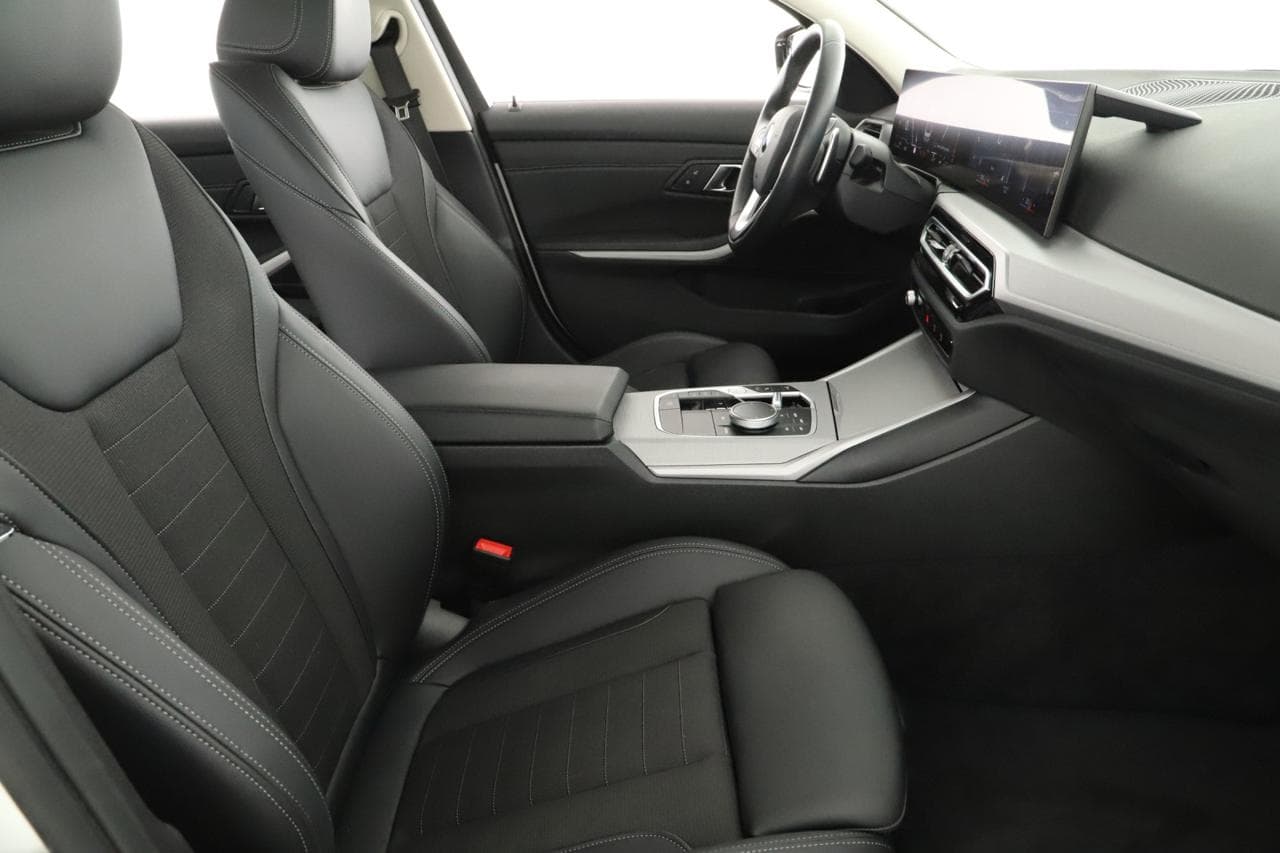 2024 BMW 3-SERIES - 10