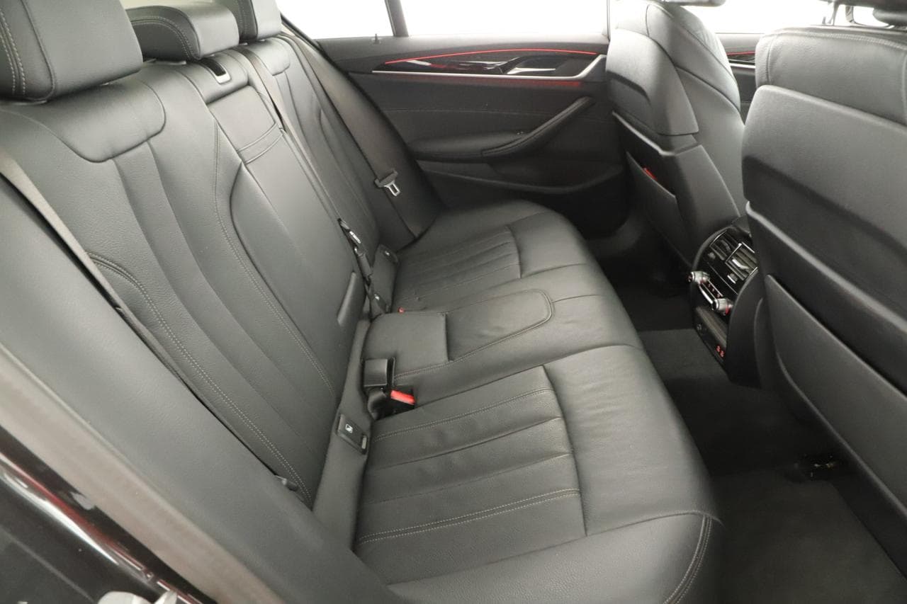 2023 BMW 5-SERIES - 11