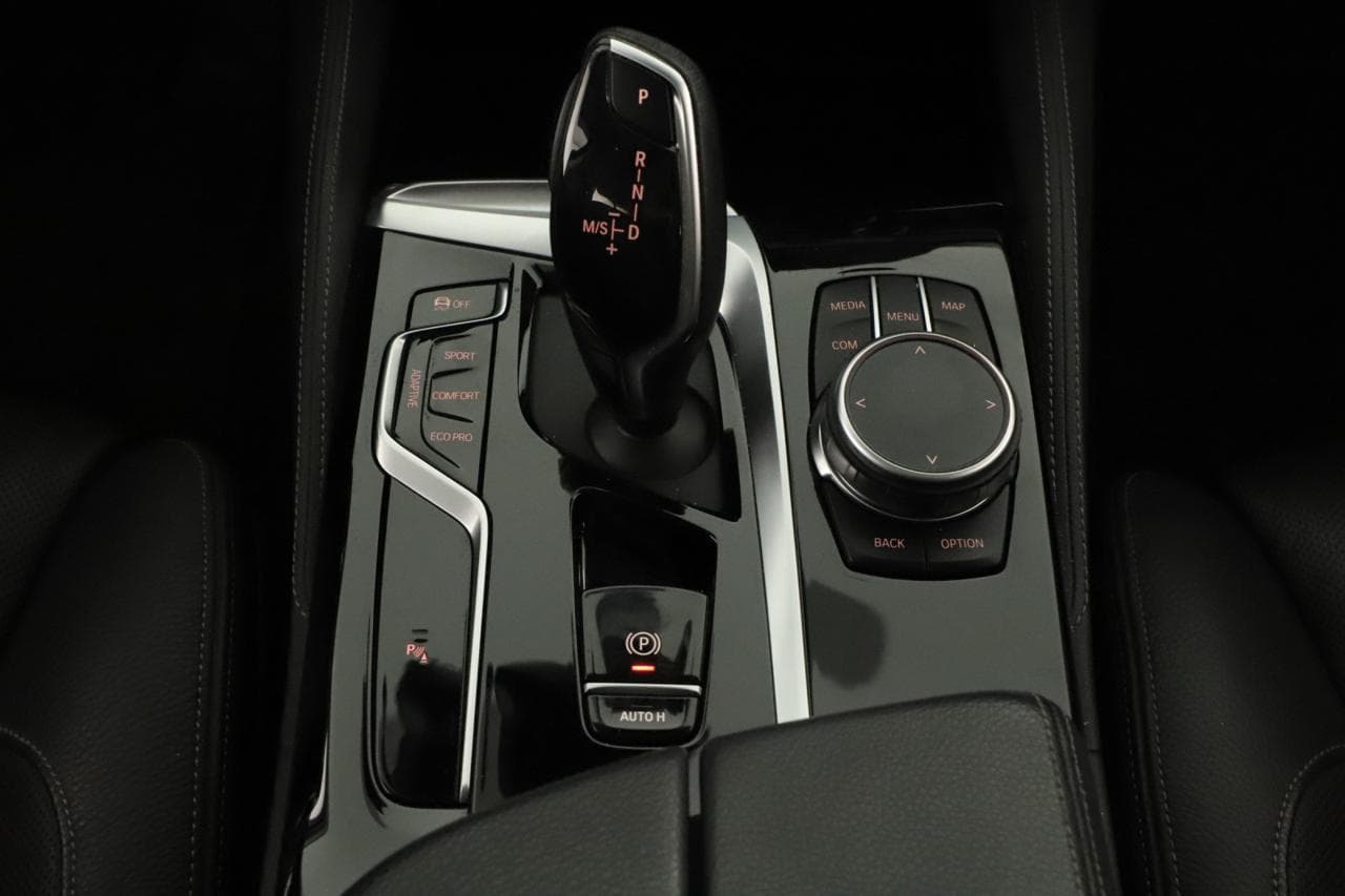 2023 BMW 5-SERIES - 19