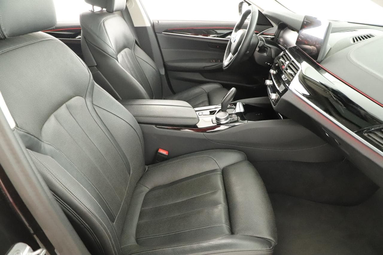 2023 BMW 5-SERIES - 10