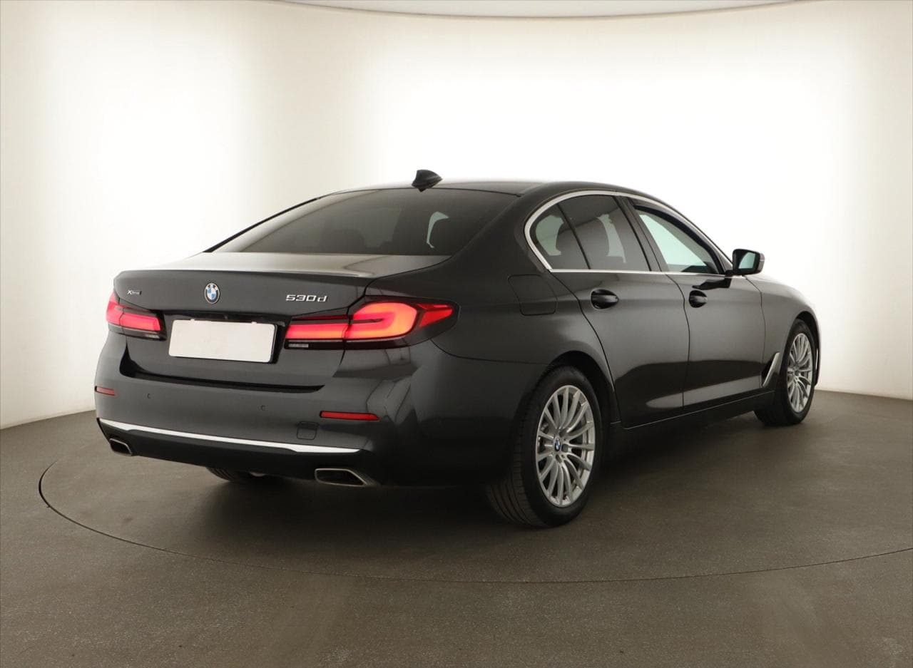 2023 BMW 5-SERIES - 7