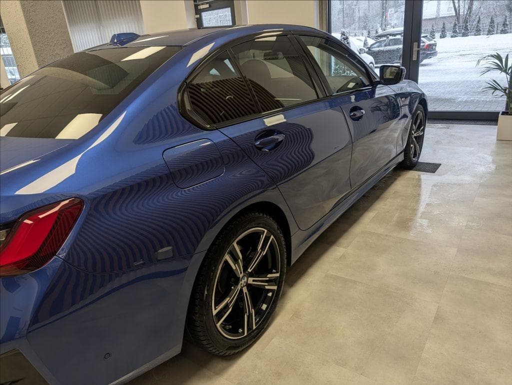 2024 BMW 3-SERIES - 10