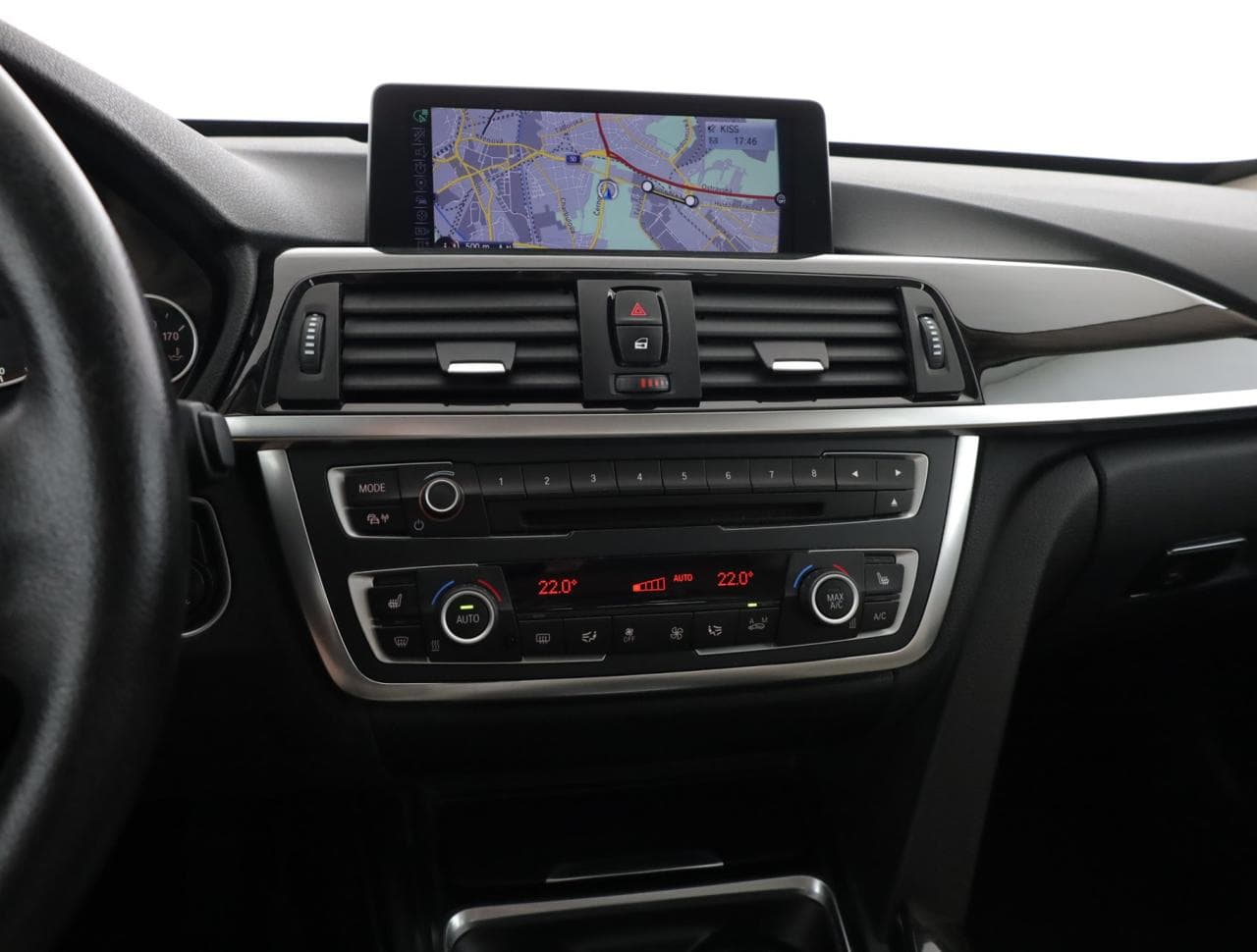 2015 BMW 3-SERIES - 16