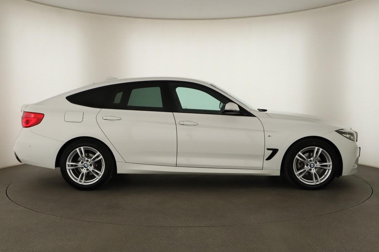 2016 BMW 3-SERIES - 12