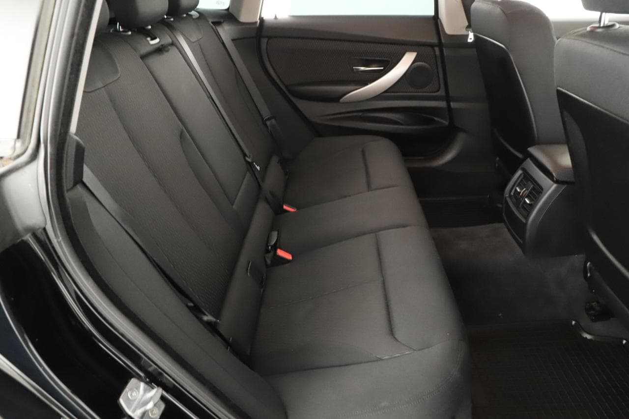 2013 BMW 3-SERIES - 19