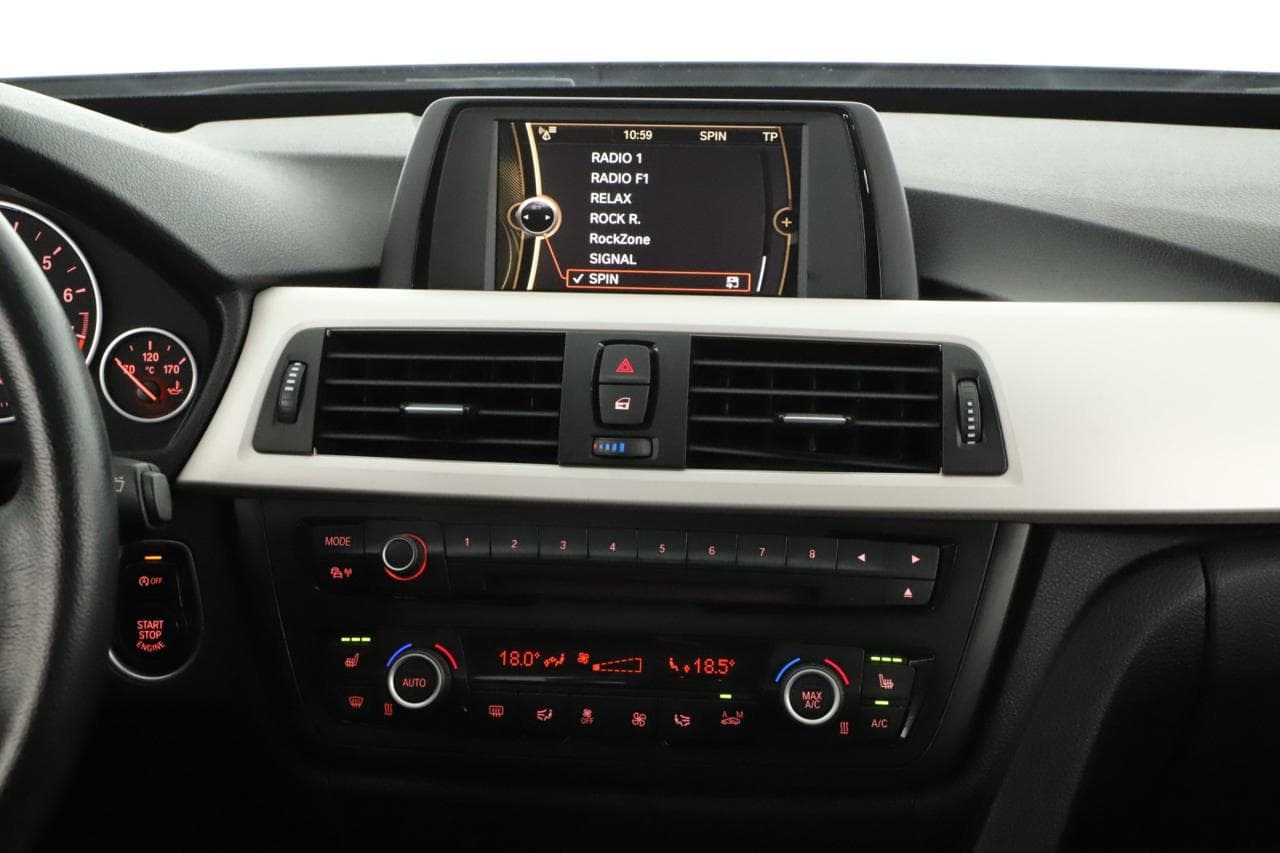 2013 BMW 3-SERIES - 29