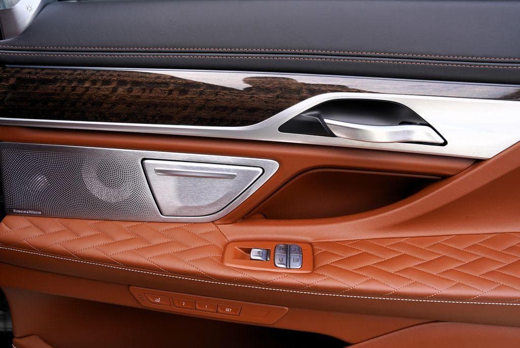 2020 BMW 7-SERIES - 18