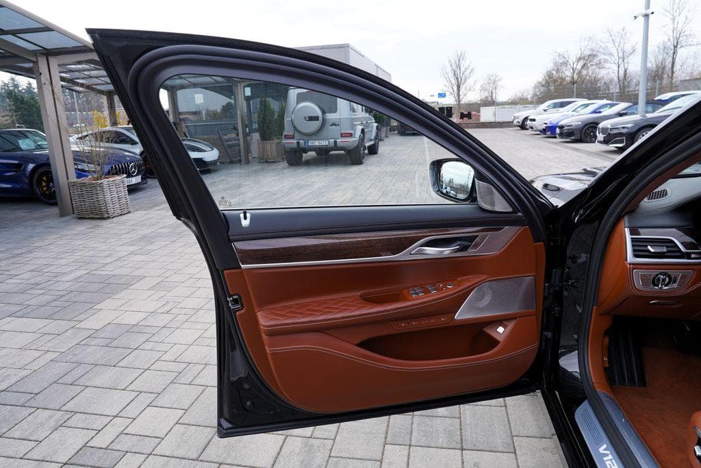 2020 BMW 7-SERIES - 13