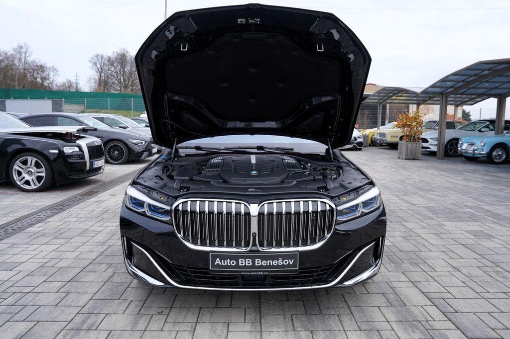 2020 BMW 7-SERIES - 9