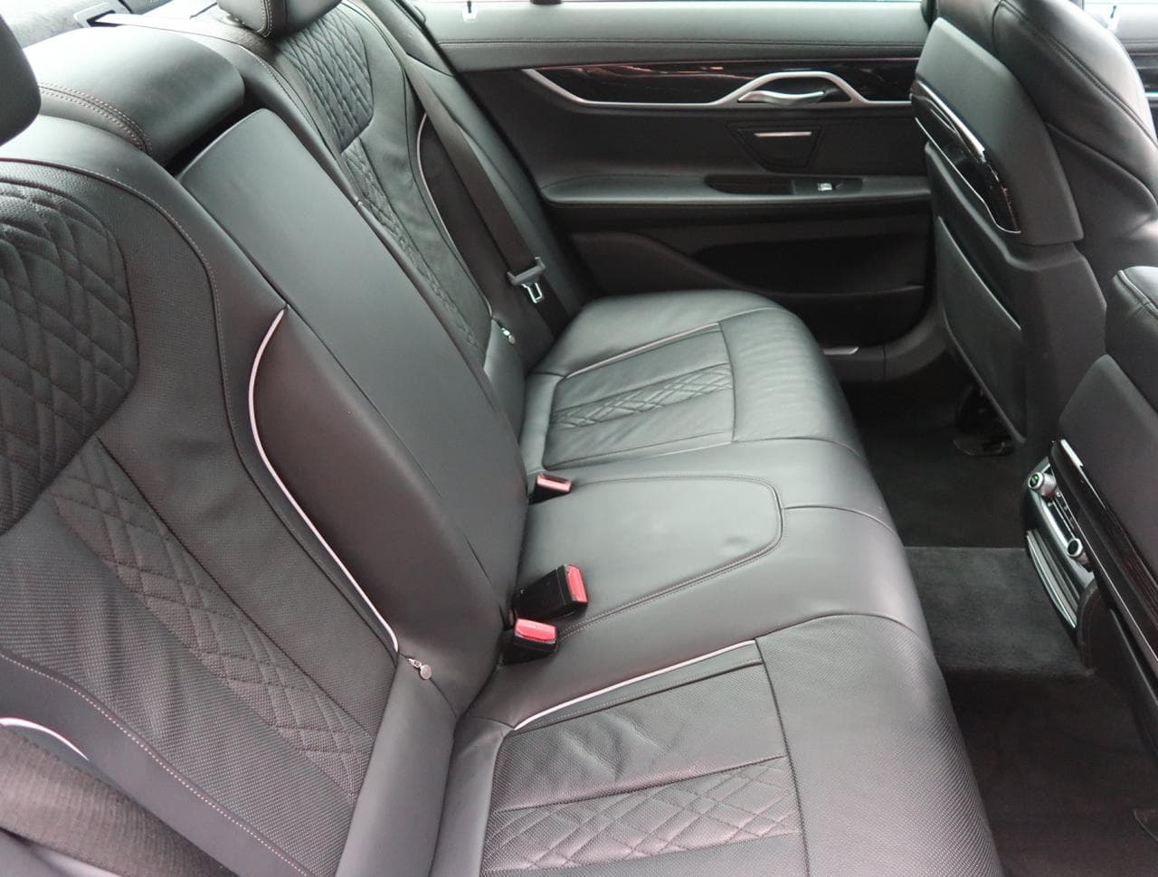 2019 BMW 7-SERIES - 13