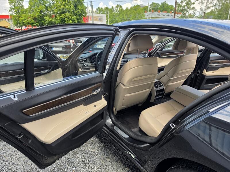 2009 BMW 7-SERIES - 8
