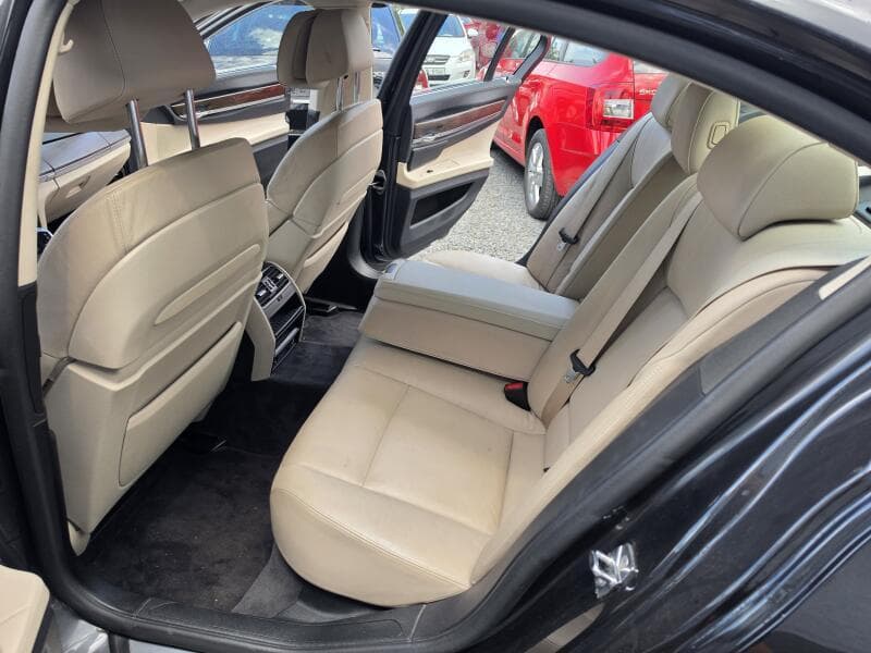 2009 BMW 7-SERIES - 9