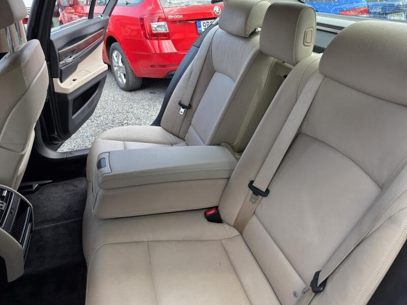 2009 BMW 7-SERIES - 10