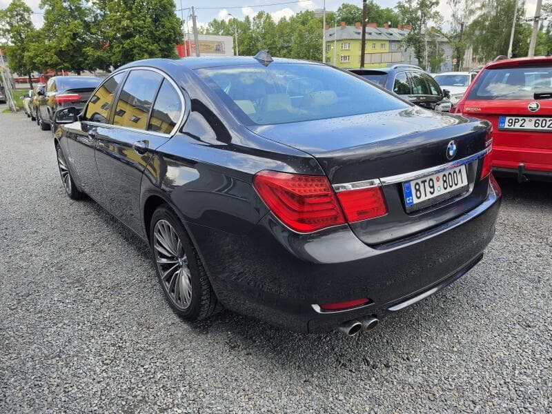 2009 BMW 7-SERIES - 3
