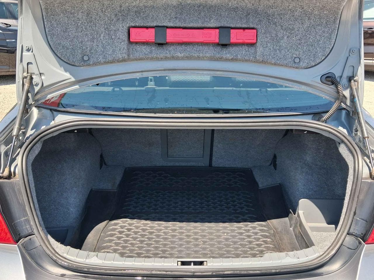2011 BMW 3-SERIES - 13