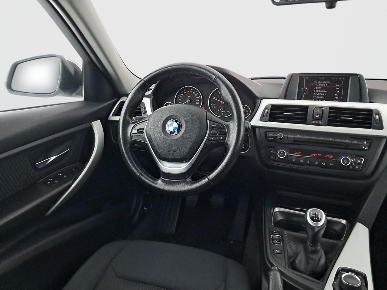2012 BMW 3-SERIES - 11