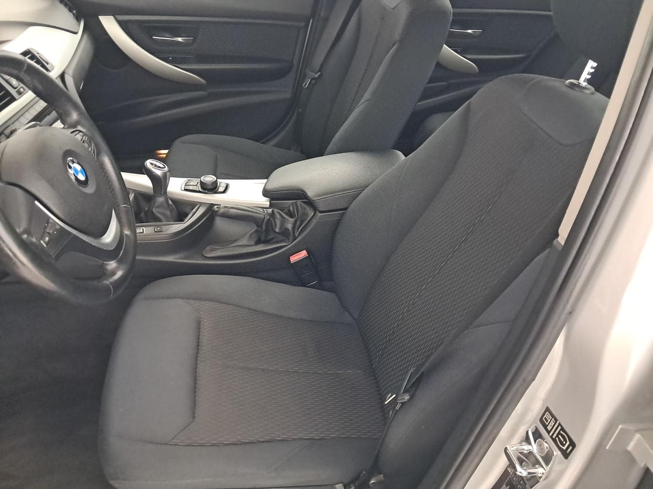 2012 BMW 3-SERIES - 25