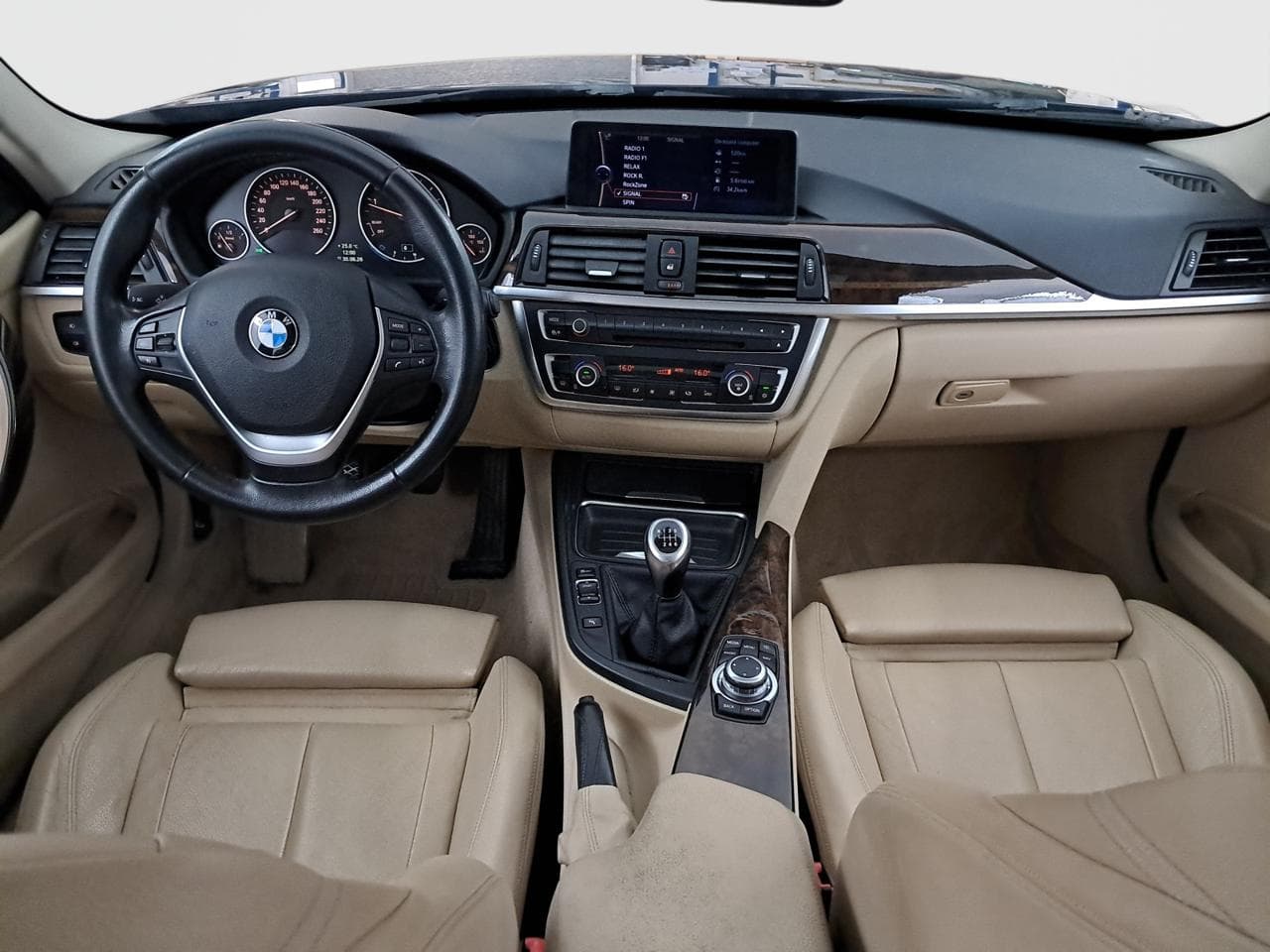 2012 BMW 3-SERIES - 10