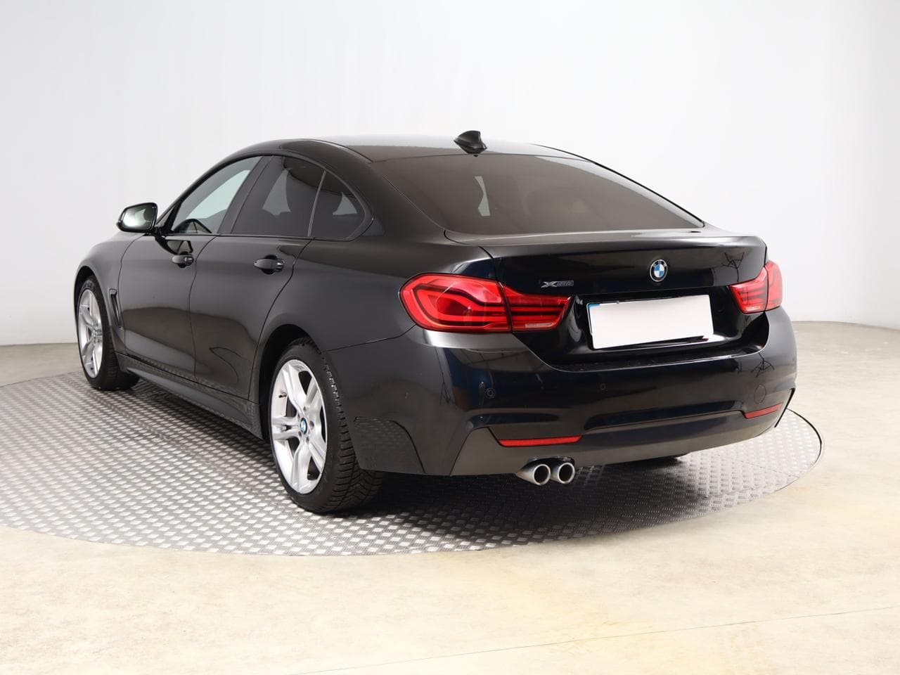 2017 BMW 4-SERIES - 8