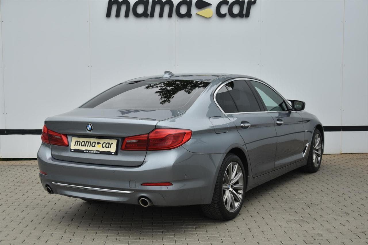 2018 BMW 5-SERIES - 7