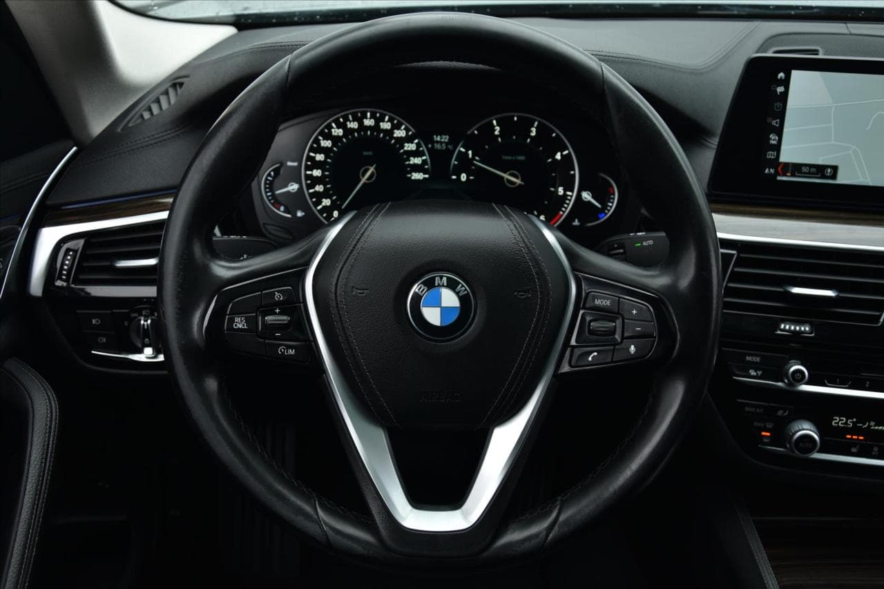 2018 BMW 5-SERIES - 14
