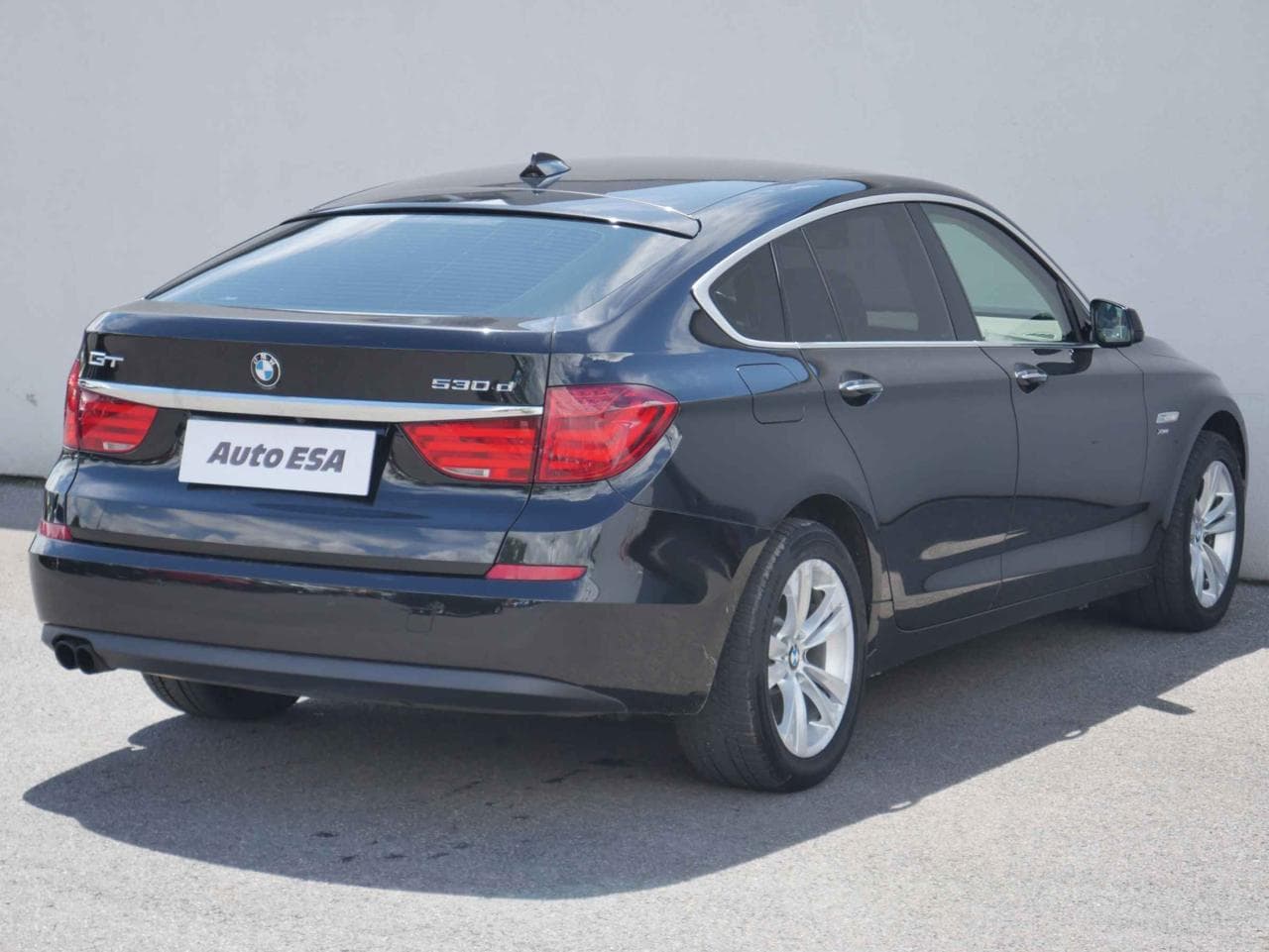 2011 BMW 5-SERIES - 9