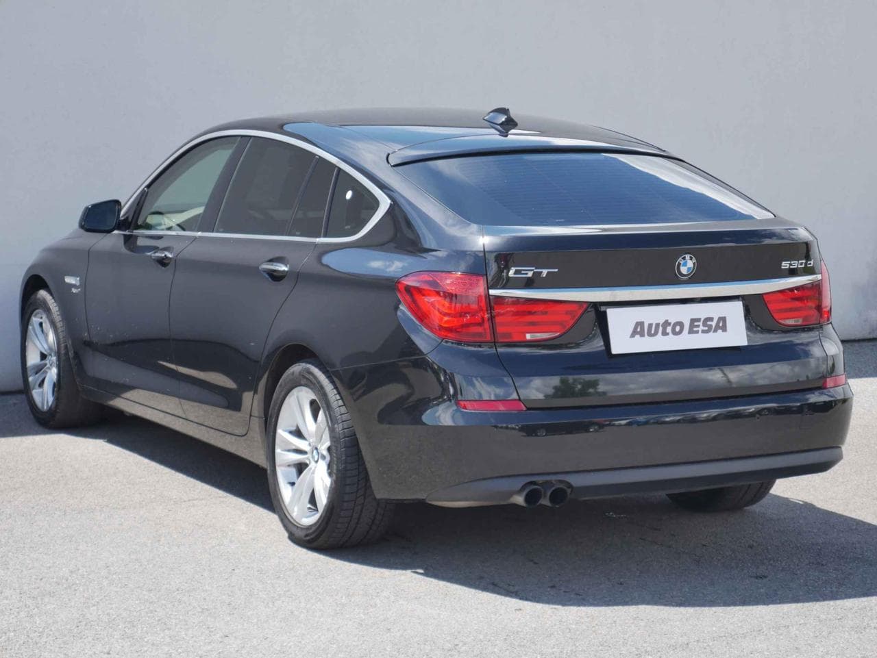 2011 BMW 5-SERIES - 15