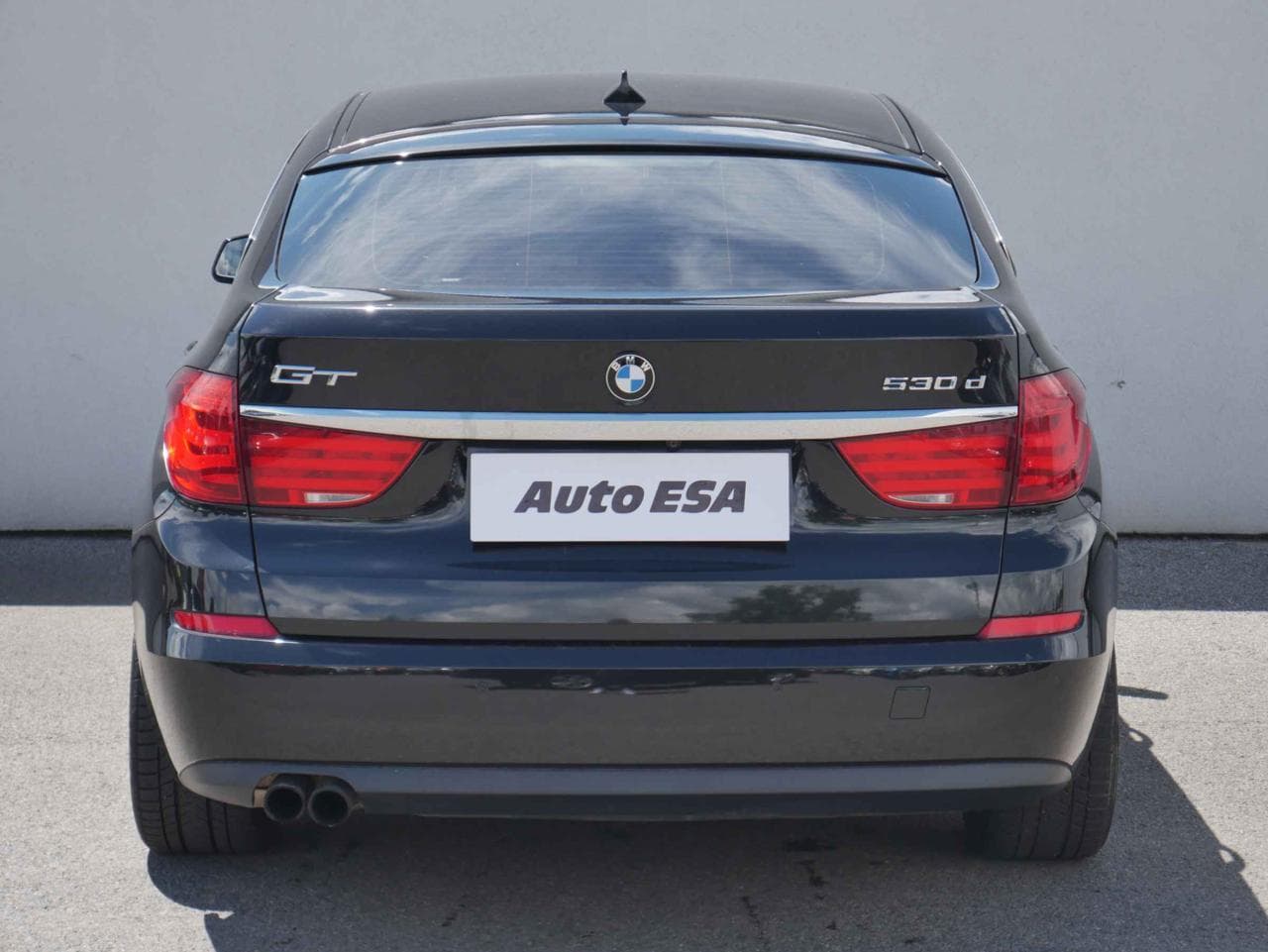 2011 BMW 5-SERIES - 12