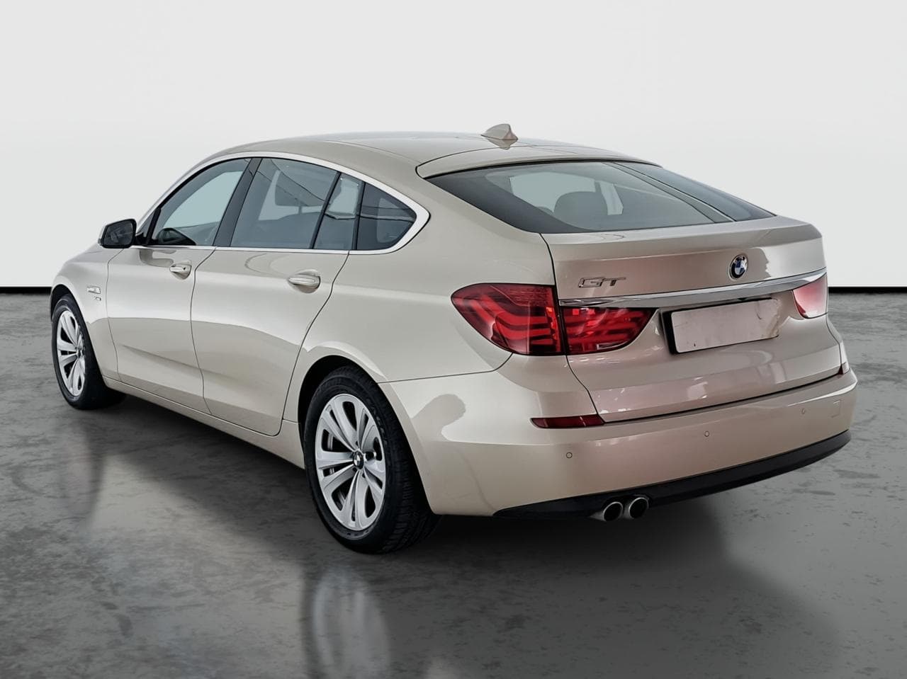 2010 BMW 5-SERIES - 8