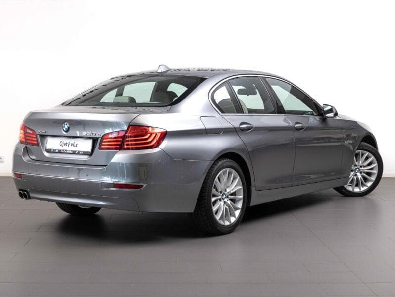 2015 BMW 5-SERIES - 5