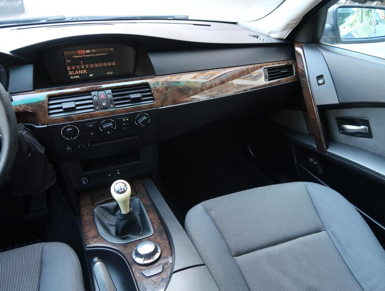 2004 BMW 5-SERIES - 20