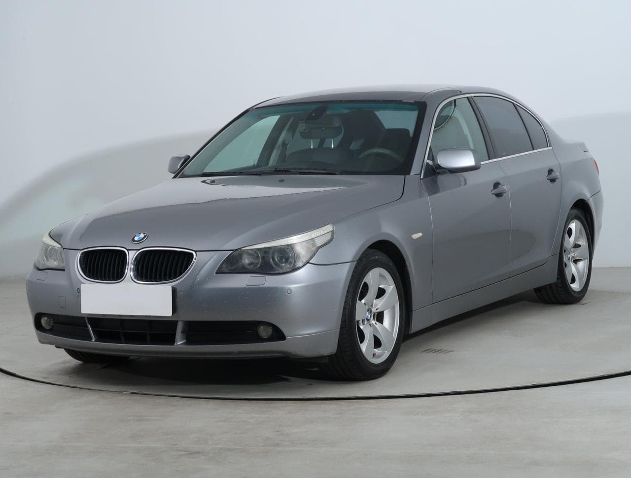 2004 BMW 5-SERIES - 5