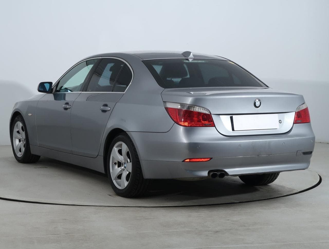 2004 BMW 5-SERIES - 9