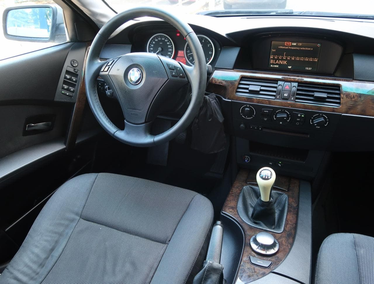 2004 BMW 5-SERIES - 16