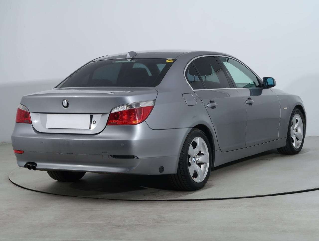 2004 BMW 5-SERIES - 12