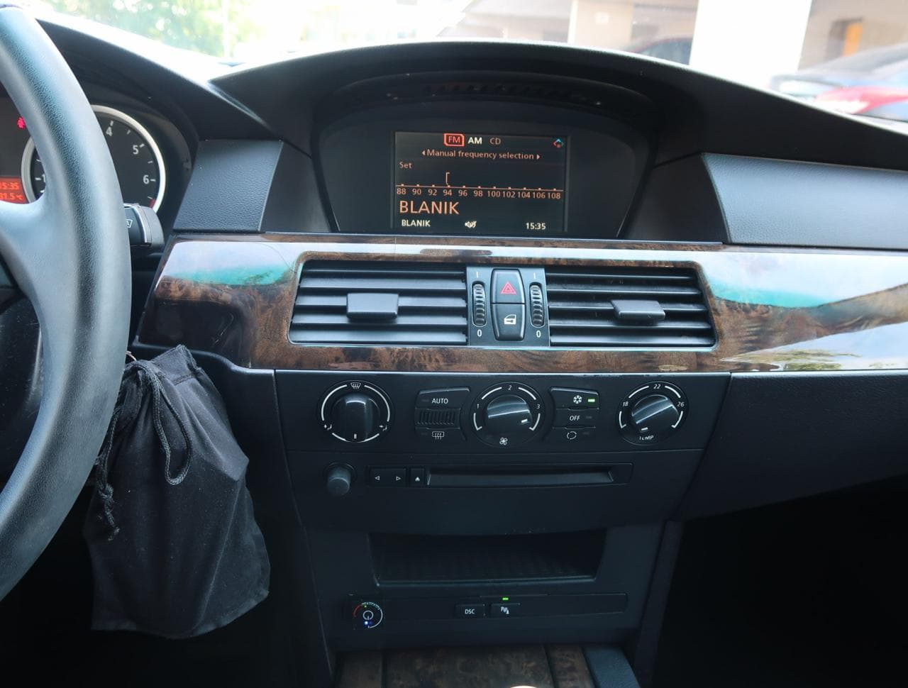 2004 BMW 5-SERIES - 34