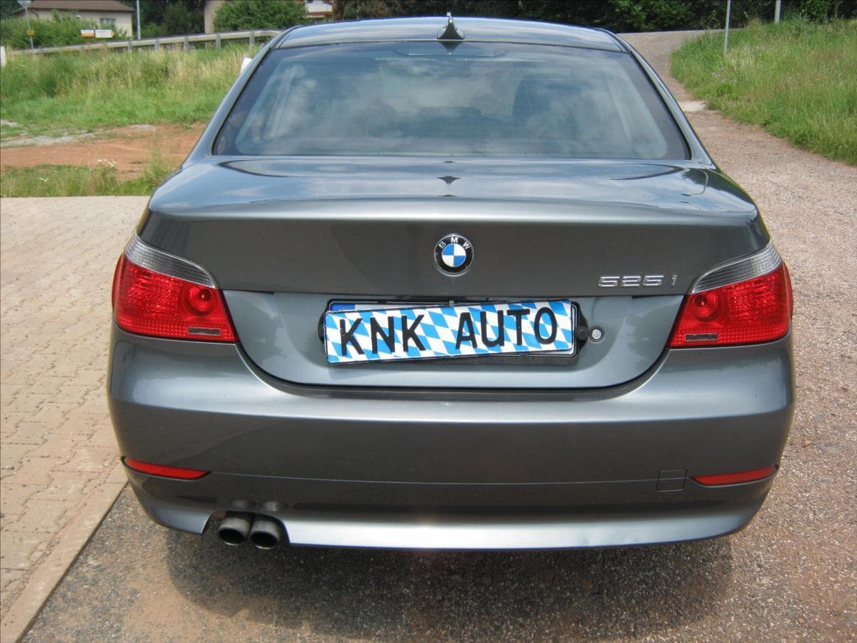 2005 BMW 5-SERIES - 7