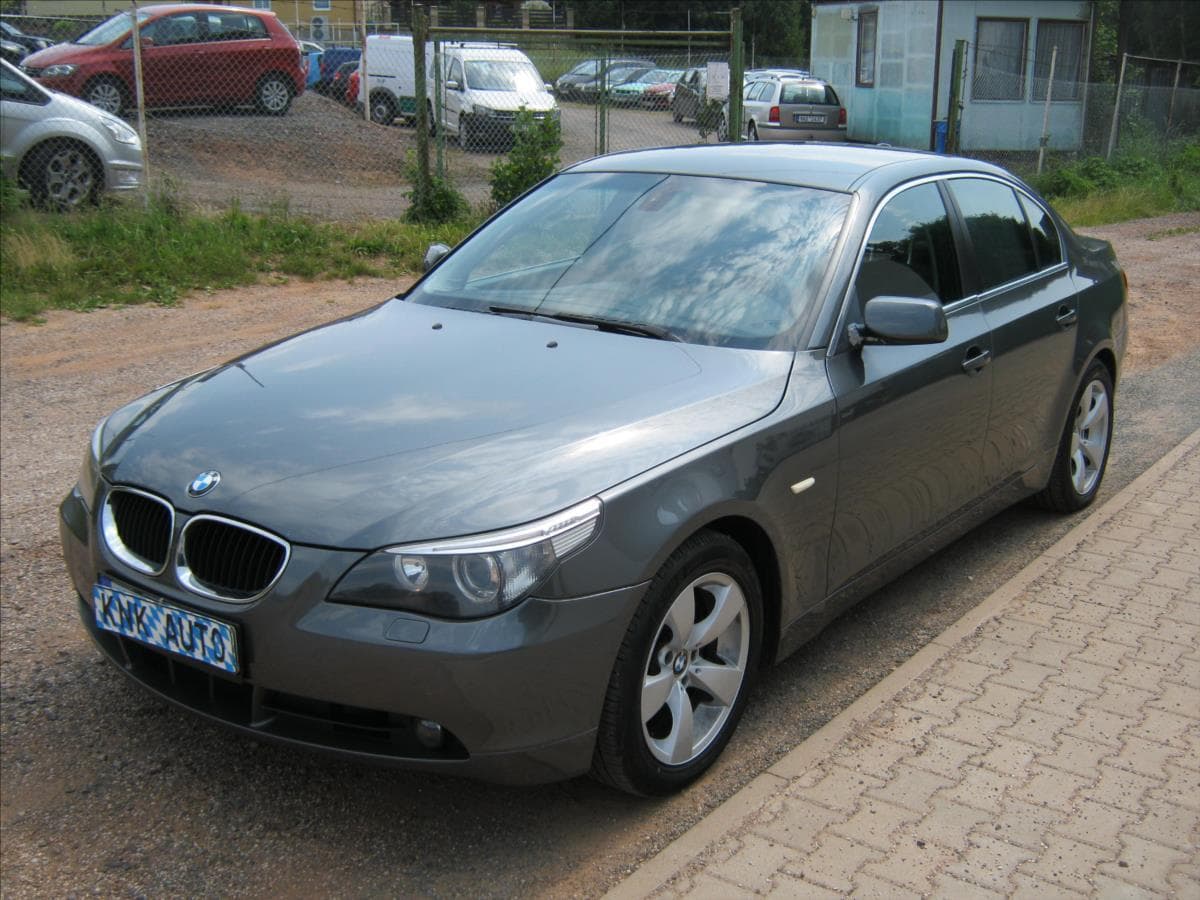 2005 BMW 5-SERIES - 2