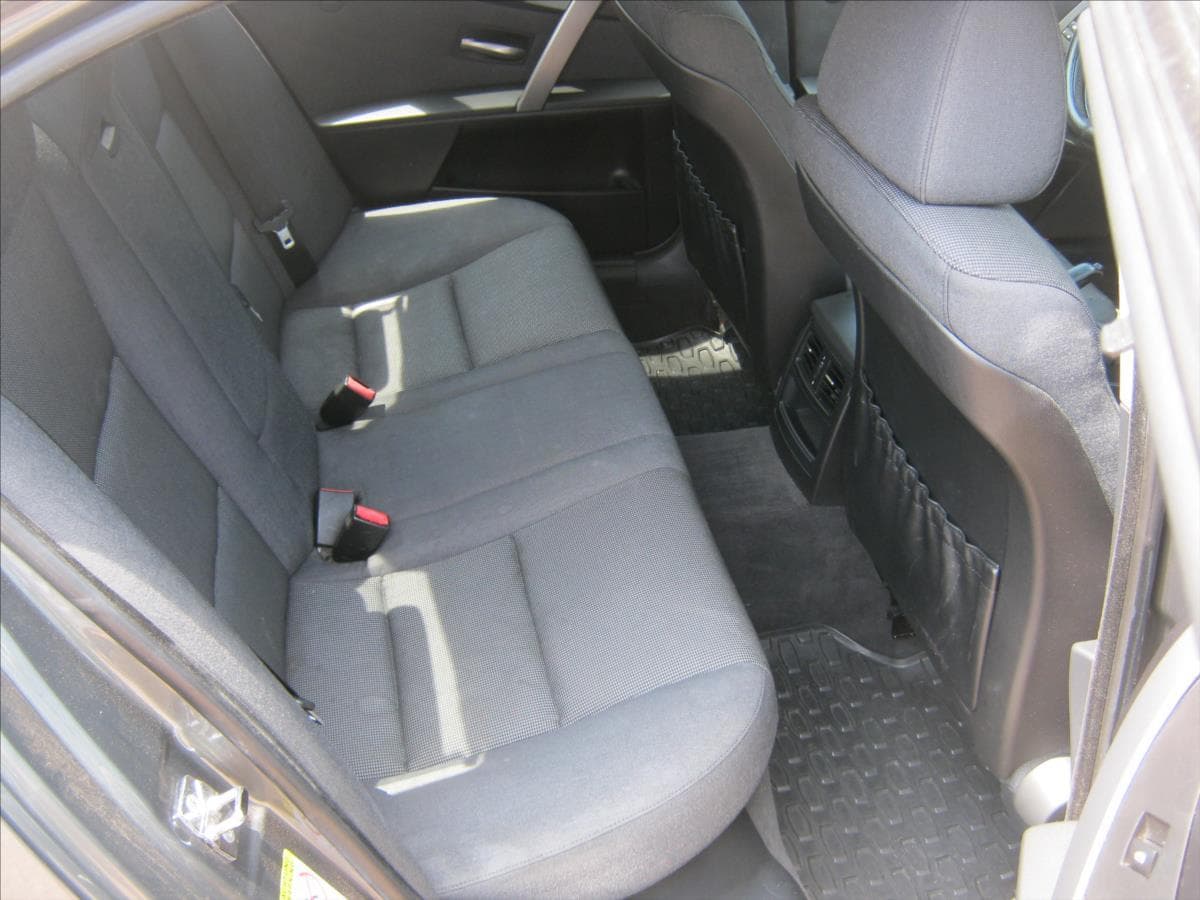 2005 BMW 5-SERIES - 18