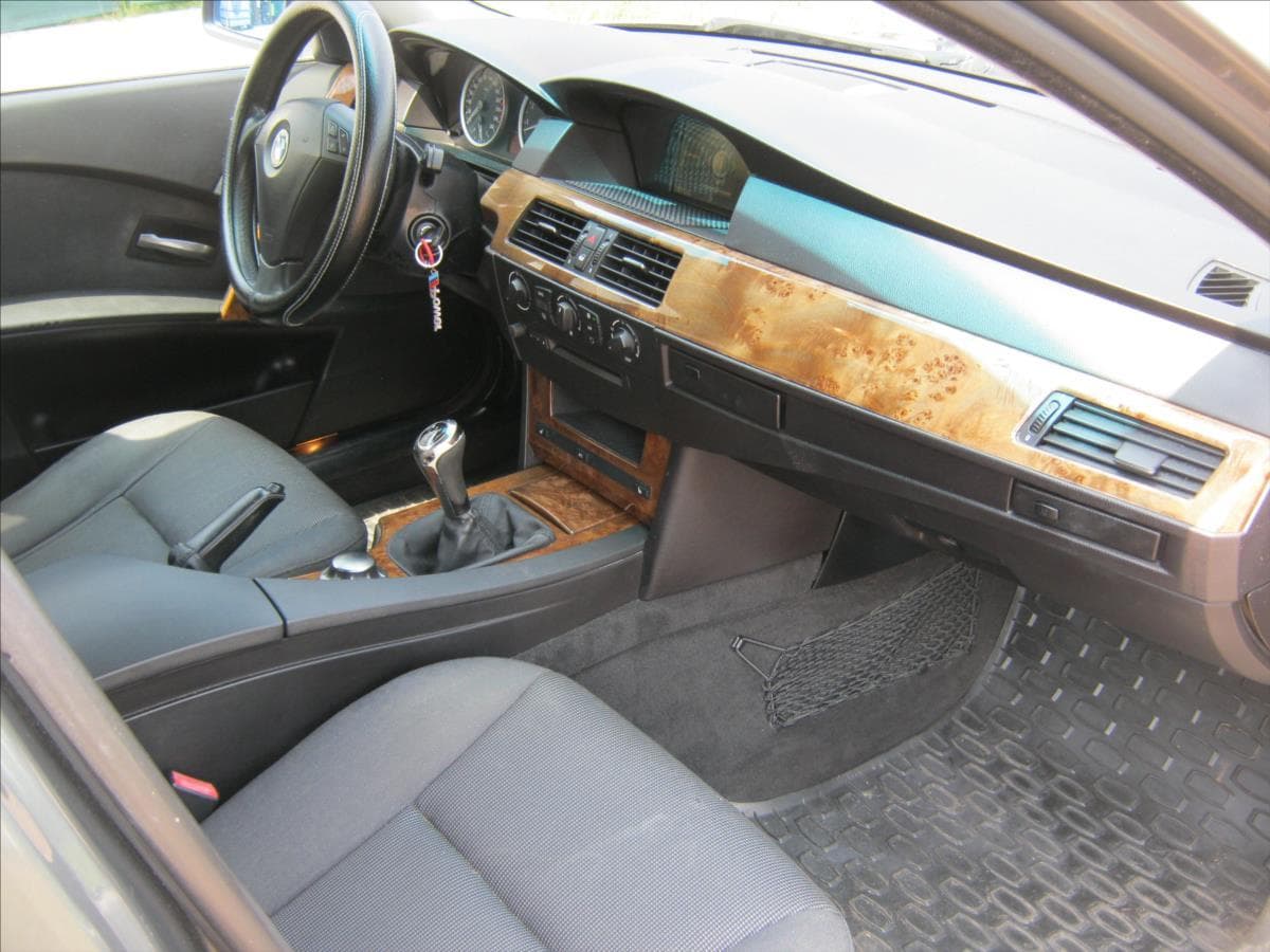 2005 BMW 5-SERIES - 20